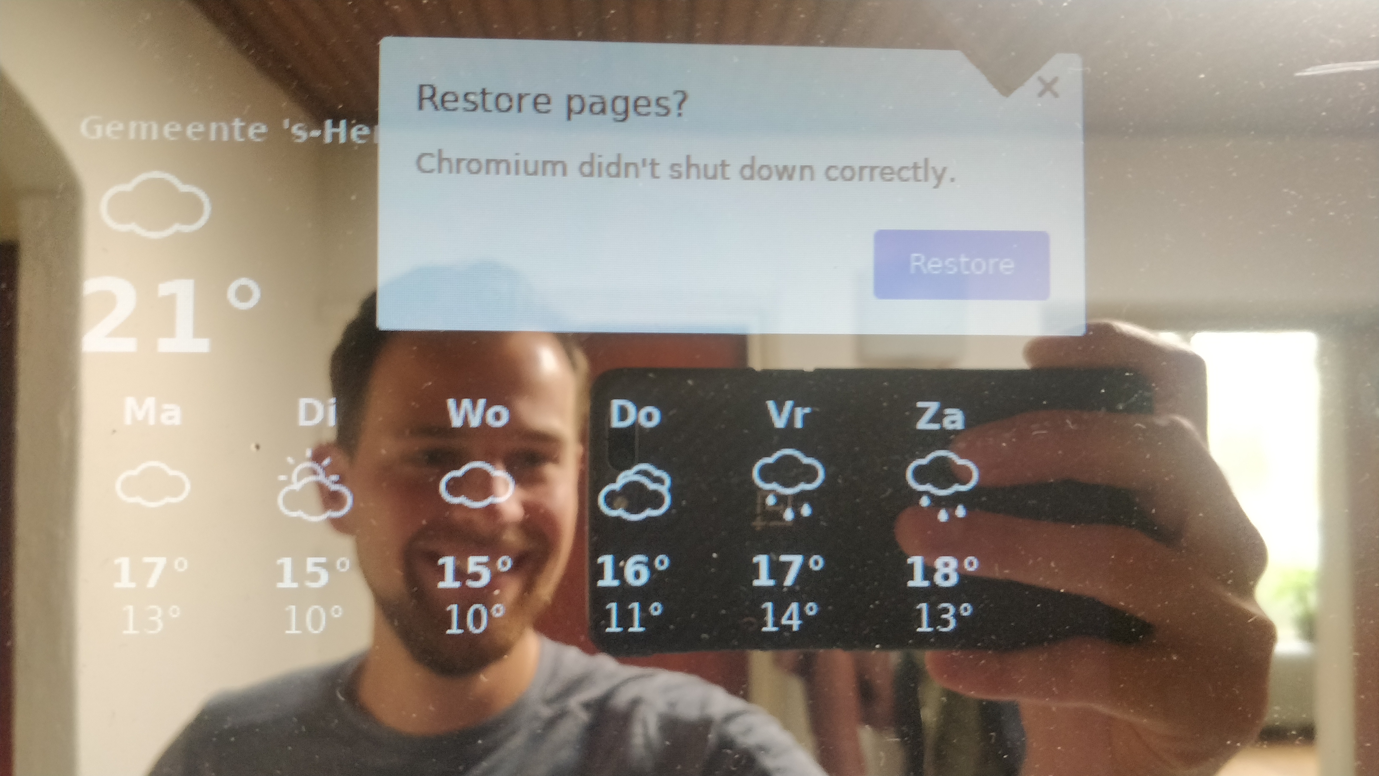 Mirrorm8 - Chromium restore pages